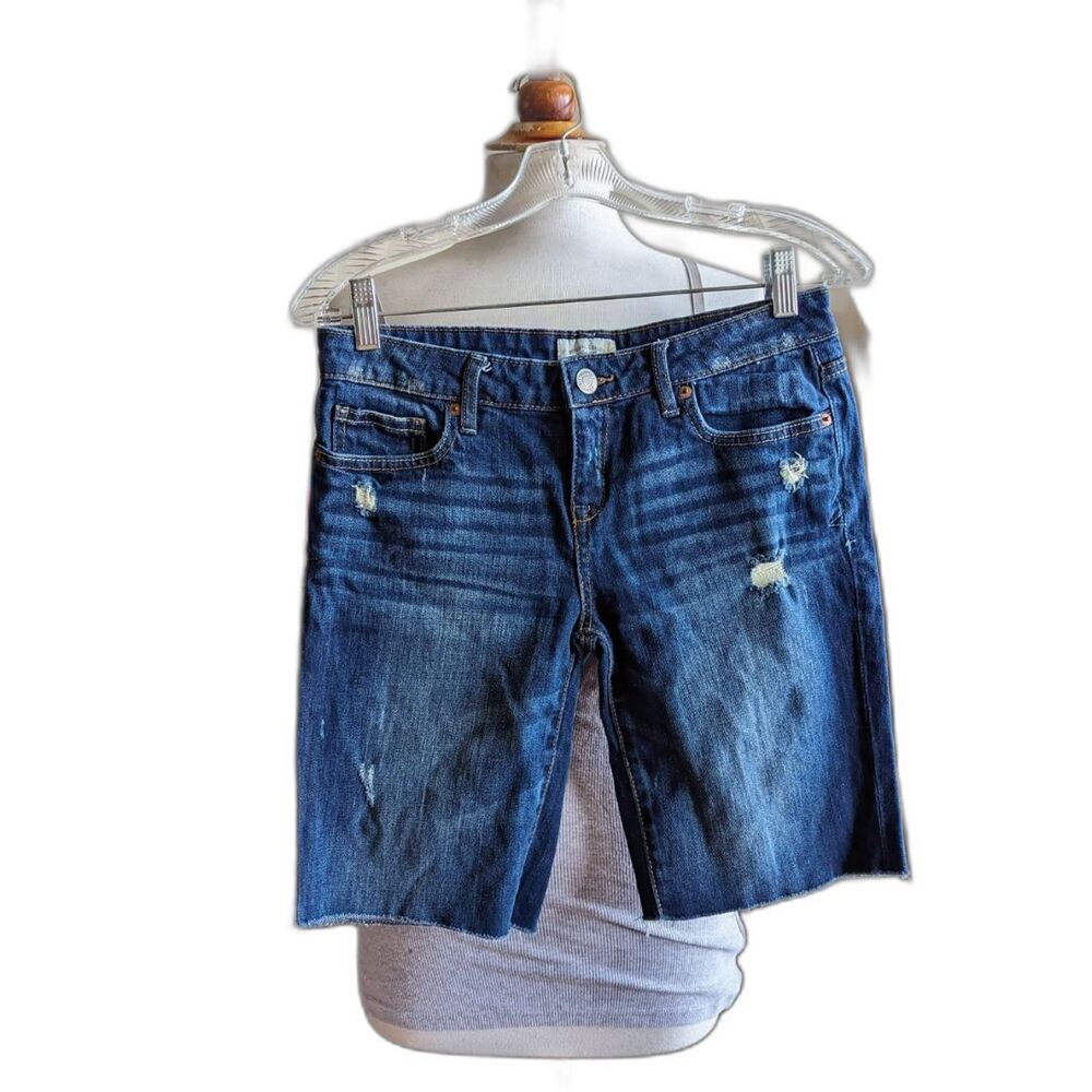 Aeropostale slightly distressed bermuda jeans shorts    Sz 7/8